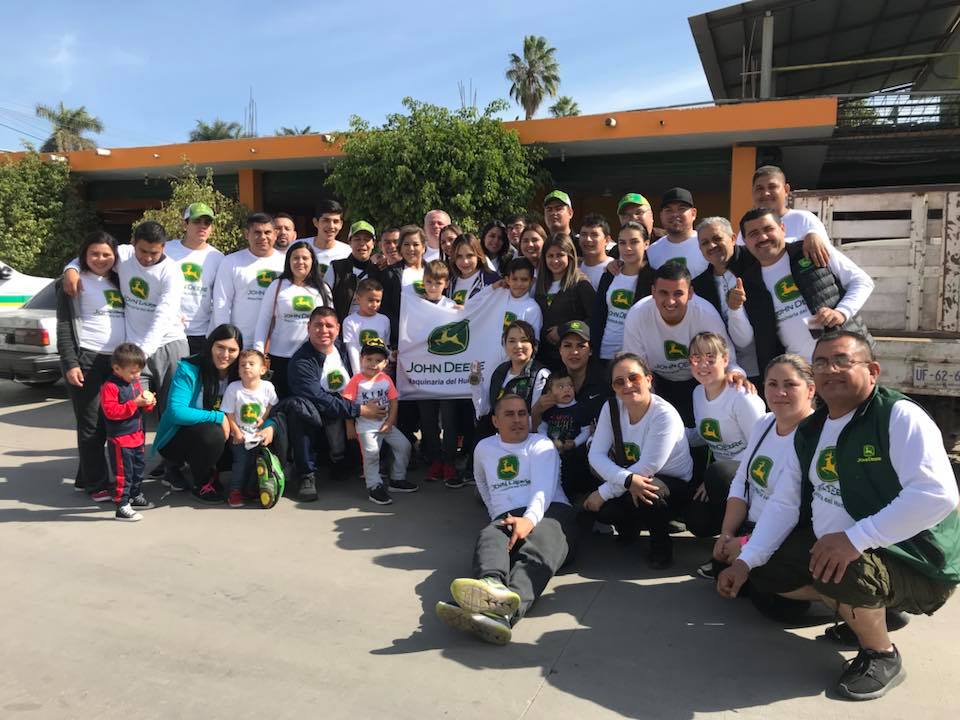 Maquinaria del Humaya apoyando a la institución de GANAC